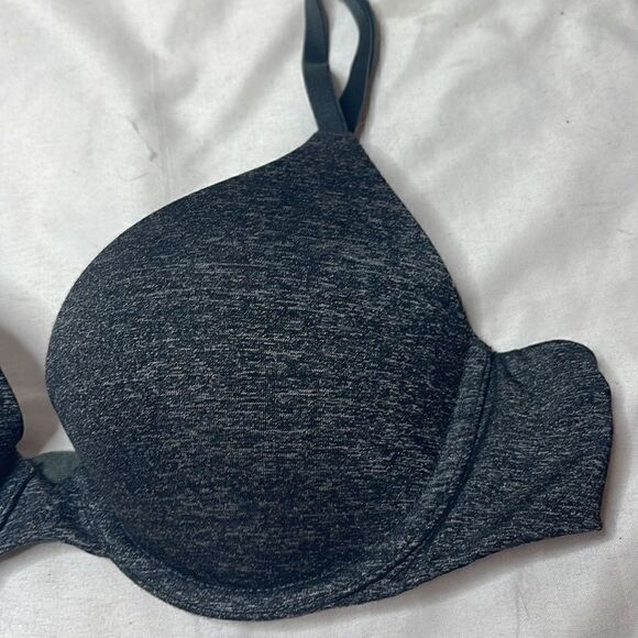Victoria Secret Padded Perfect Coverage Heathered Black Bra. Size 32B. - Picture 2 of 10